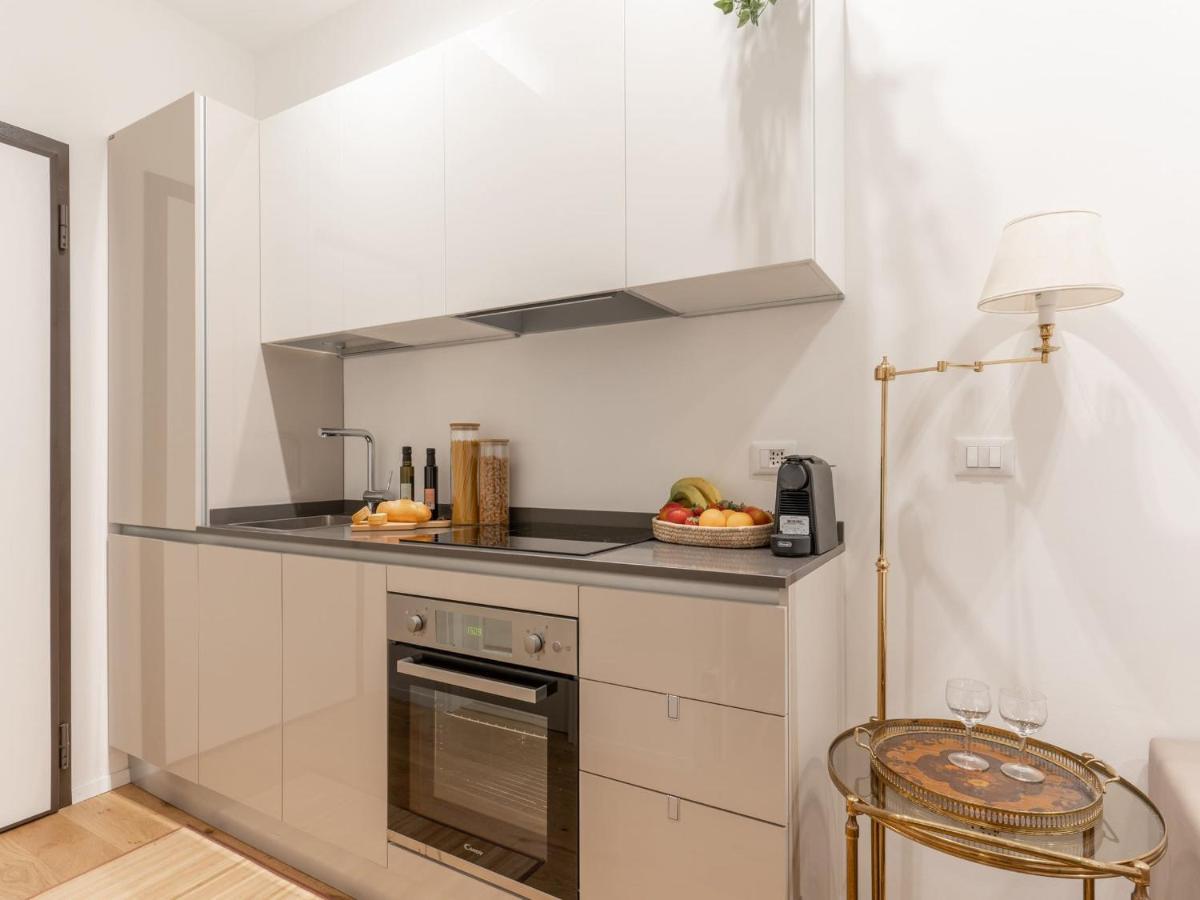 The Best Rent - Gorgeous One-Bedroom Apartment In Ticinese Milánó Kültér fotó