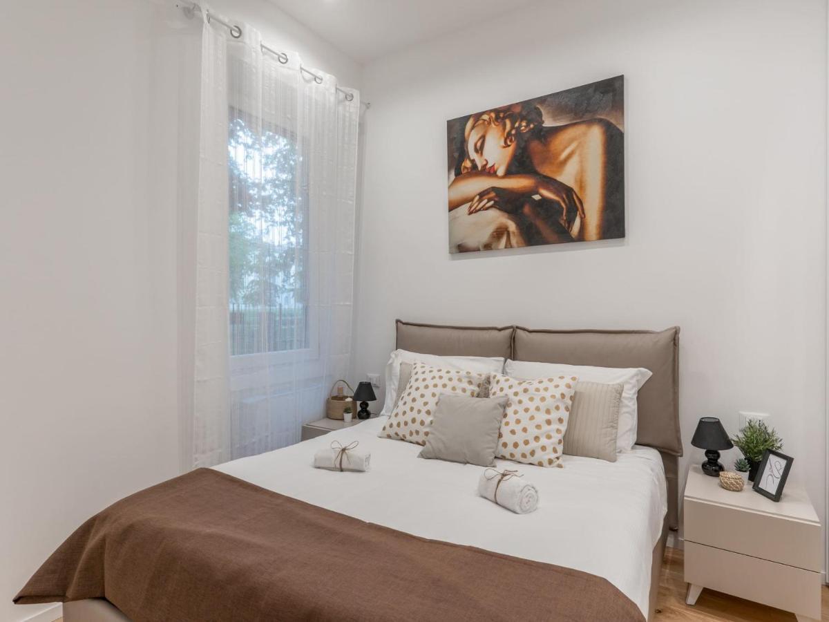 The Best Rent - Gorgeous One-Bedroom Apartment In Ticinese Milánó Kültér fotó